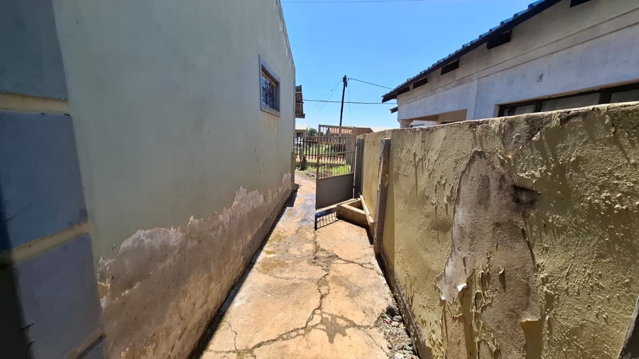 3 Bedroom Property for Sale in Ikageng North West